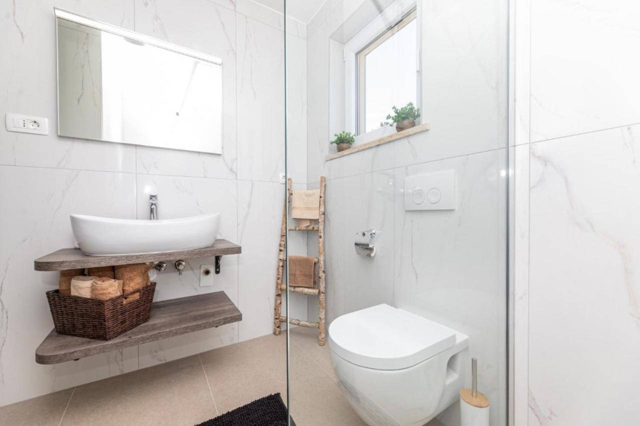 Apartman Grzetic Šilo Buitenkant foto
