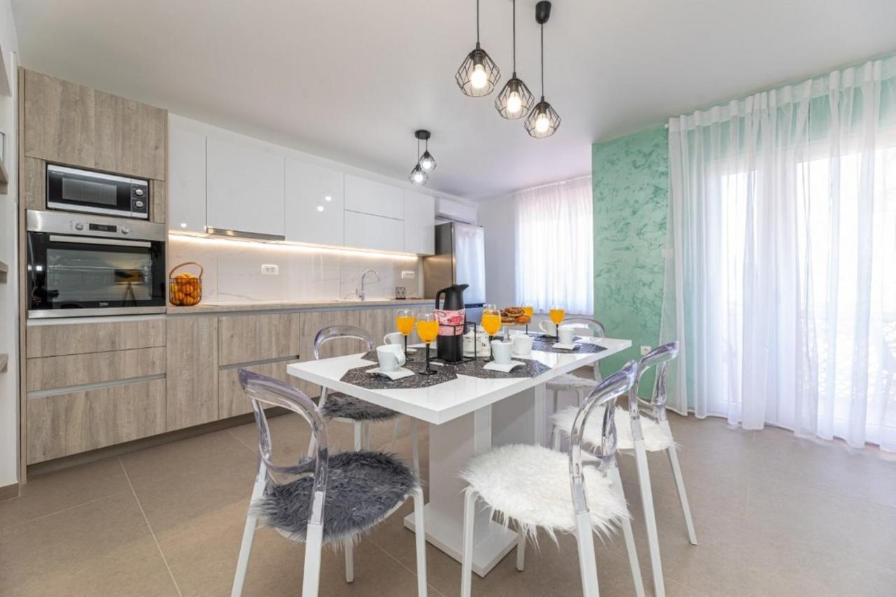 Apartman Grzetic Šilo Buitenkant foto