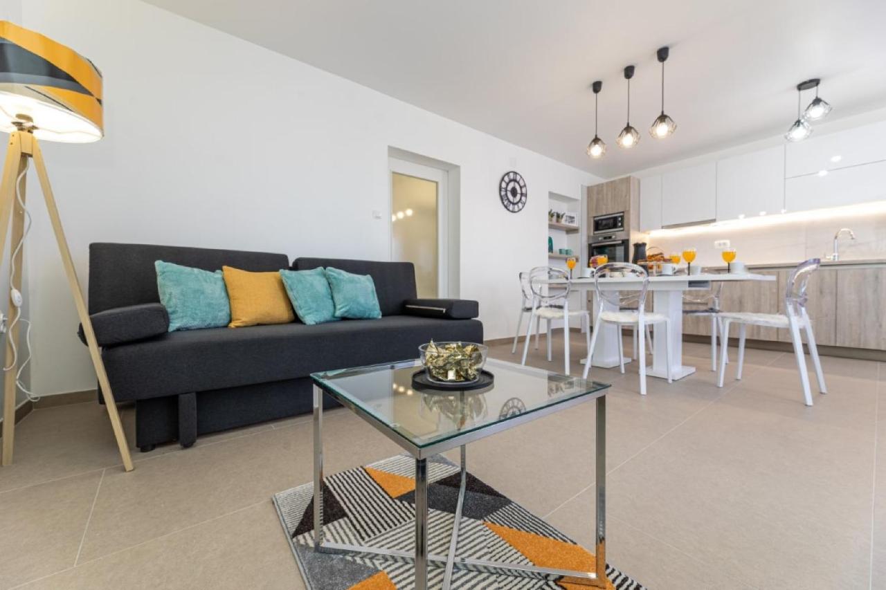 Apartman Grzetic Šilo Buitenkant foto